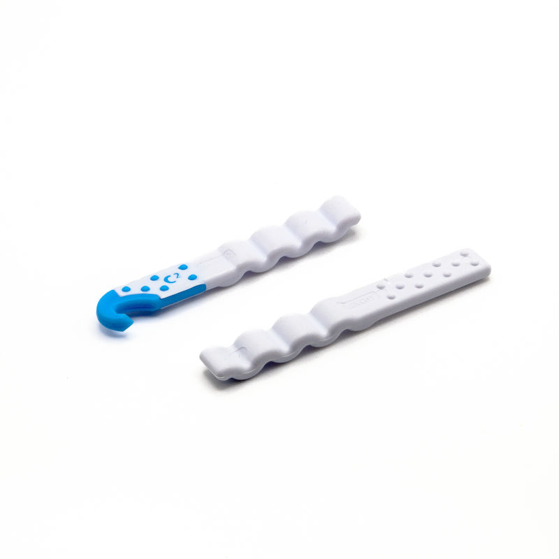 Clenchy™ Combo Teeth aligner seater and separate extractor helps seat and extract Clear Correct, Invisalign, SureSmile, Byte, Spark, SmileDirectClub, NewSmile, AlignerCo, Candid, and other clear aligners