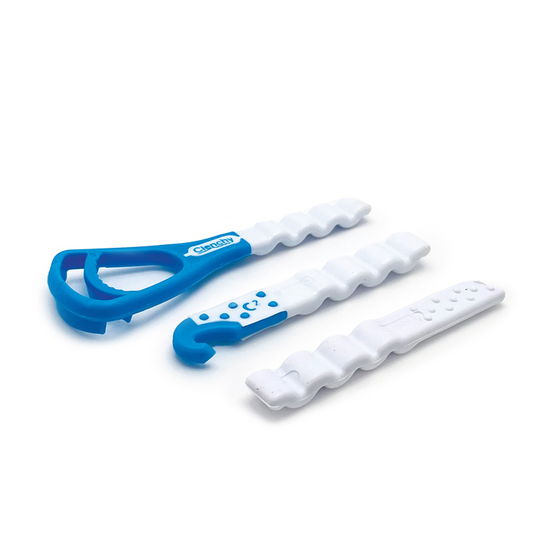 Clenchy™ Trio includes clear teath aligner seater, clear aligner extractor, and tongue scaper